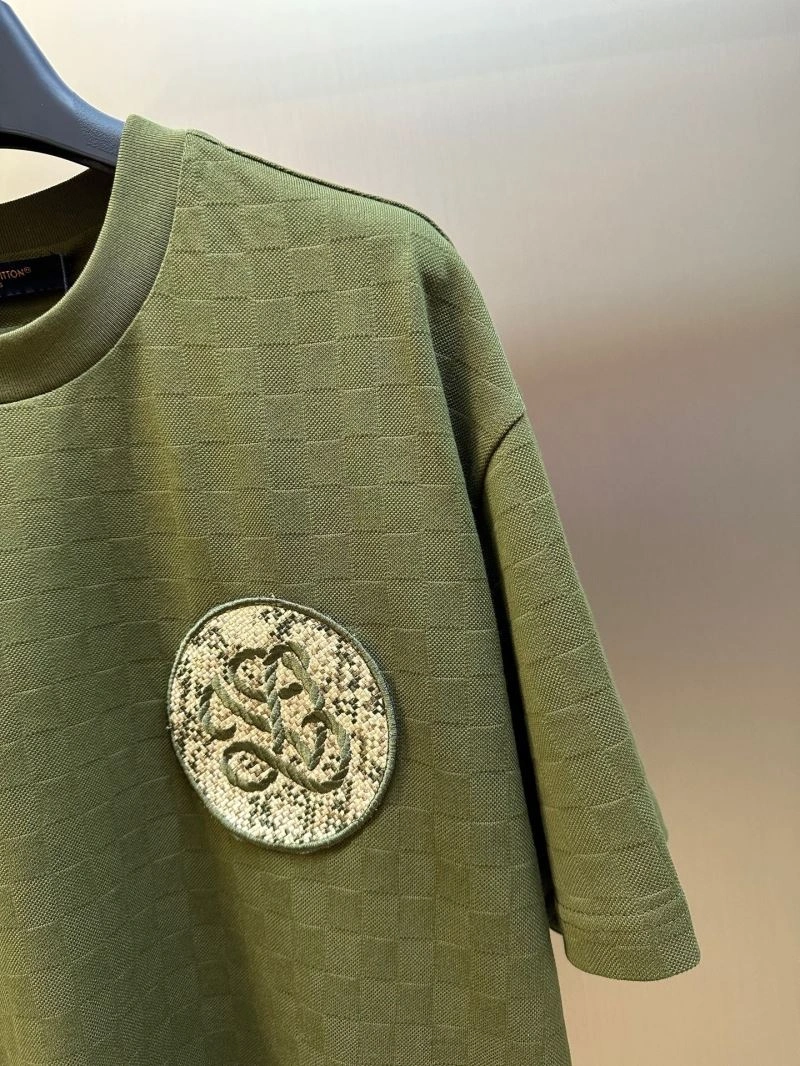 Louis Vuitton T-Shirts Soft 138282