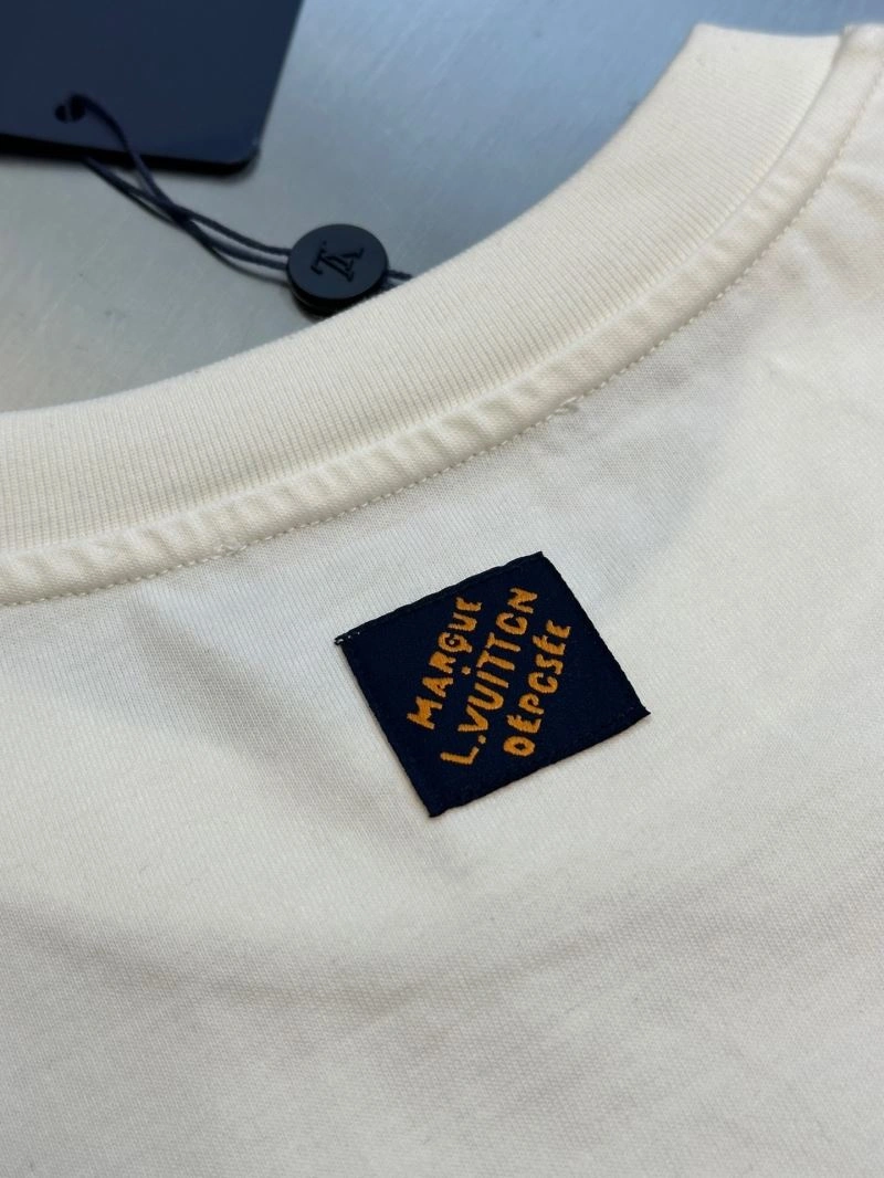 Effortless Louis Vuitton T-Shirts 138266