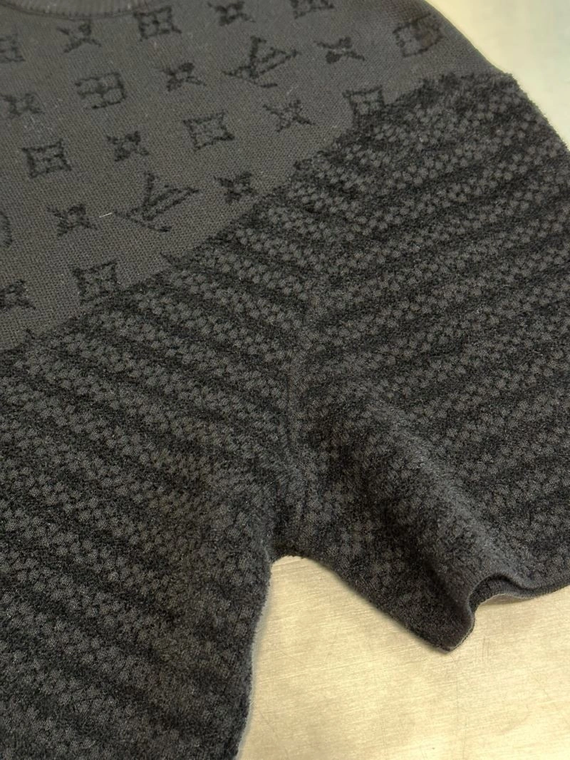 AllSeason Louis Vuitton T-Shirts 138274