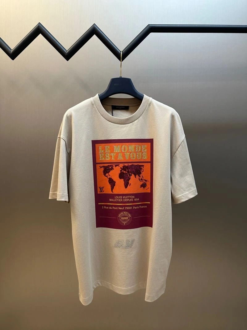 WrinkleFree Louis Vuitton T-Shirts 138265