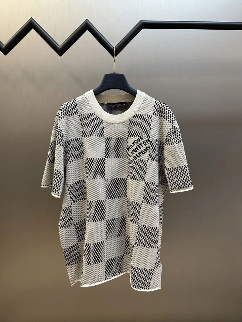 Louis Vuitton T-Shirts Lightweight 138268
