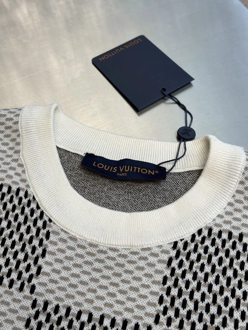 Louis Vuitton T-Shirts Lightweight 138268
