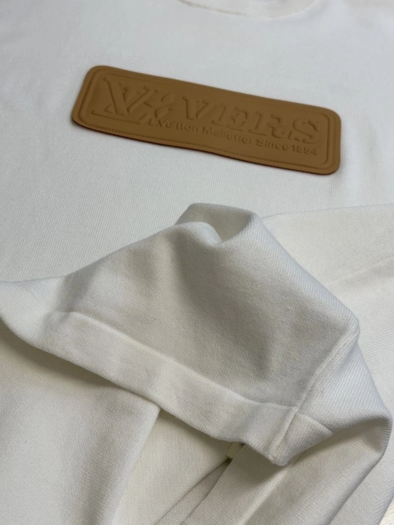 Louis Vuitton T-Shirts Functional 138262