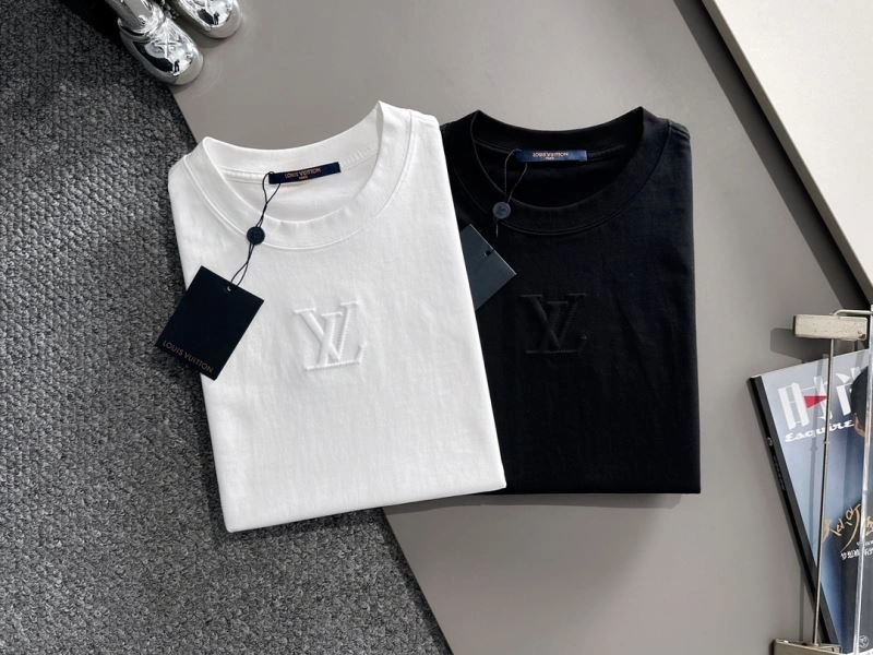 Louis Vuitton T-Shirts Soft 138258