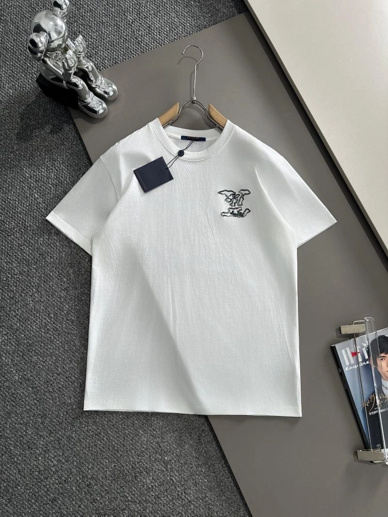 Louis Vuitton T-Shirts Seasonal 138250