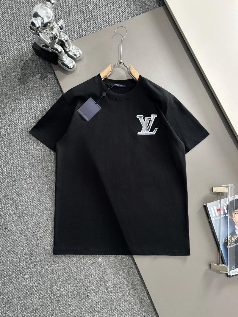 Breathable Louis Vuitton T-Shirts 138249
