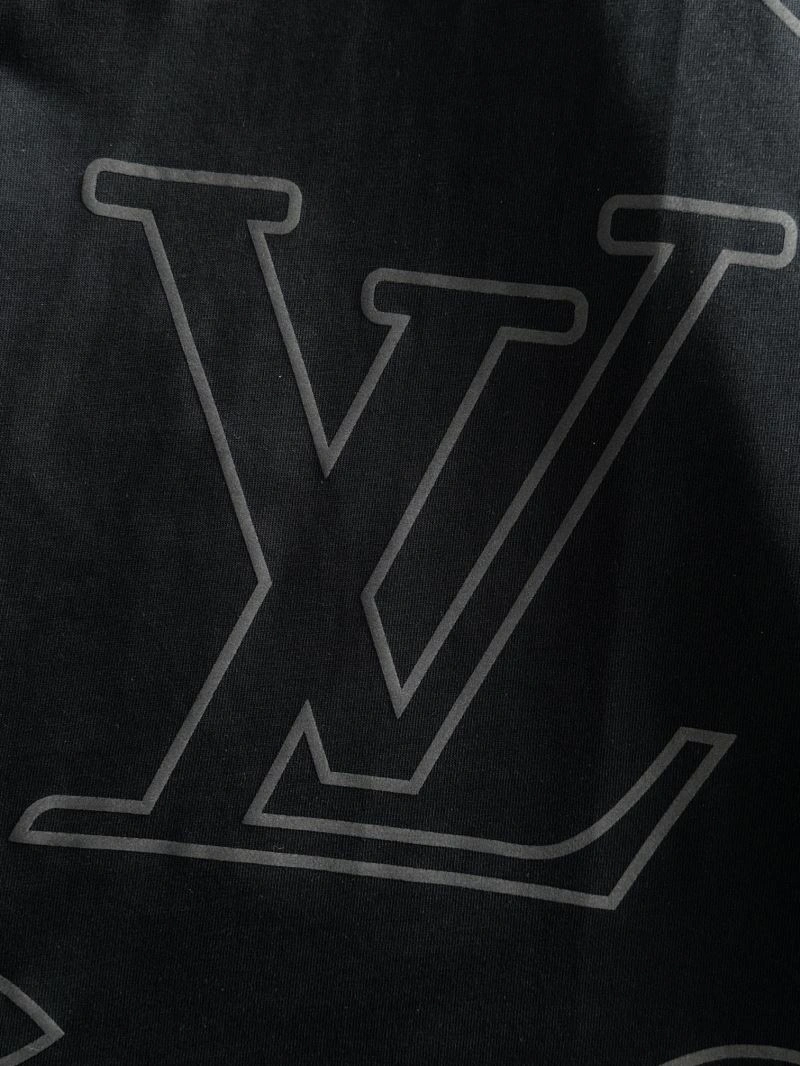 Louis Vuitton T-Shirts Breathable 138287