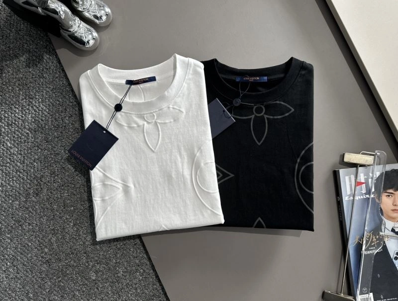 HighQuality Louis Vuitton T-Shirts 138245