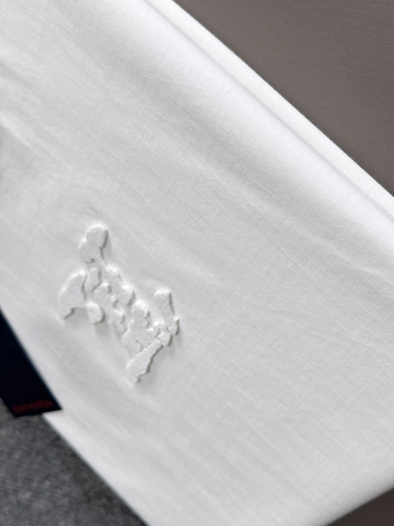 Stretchable Louis Vuitton T-Shirts 138248