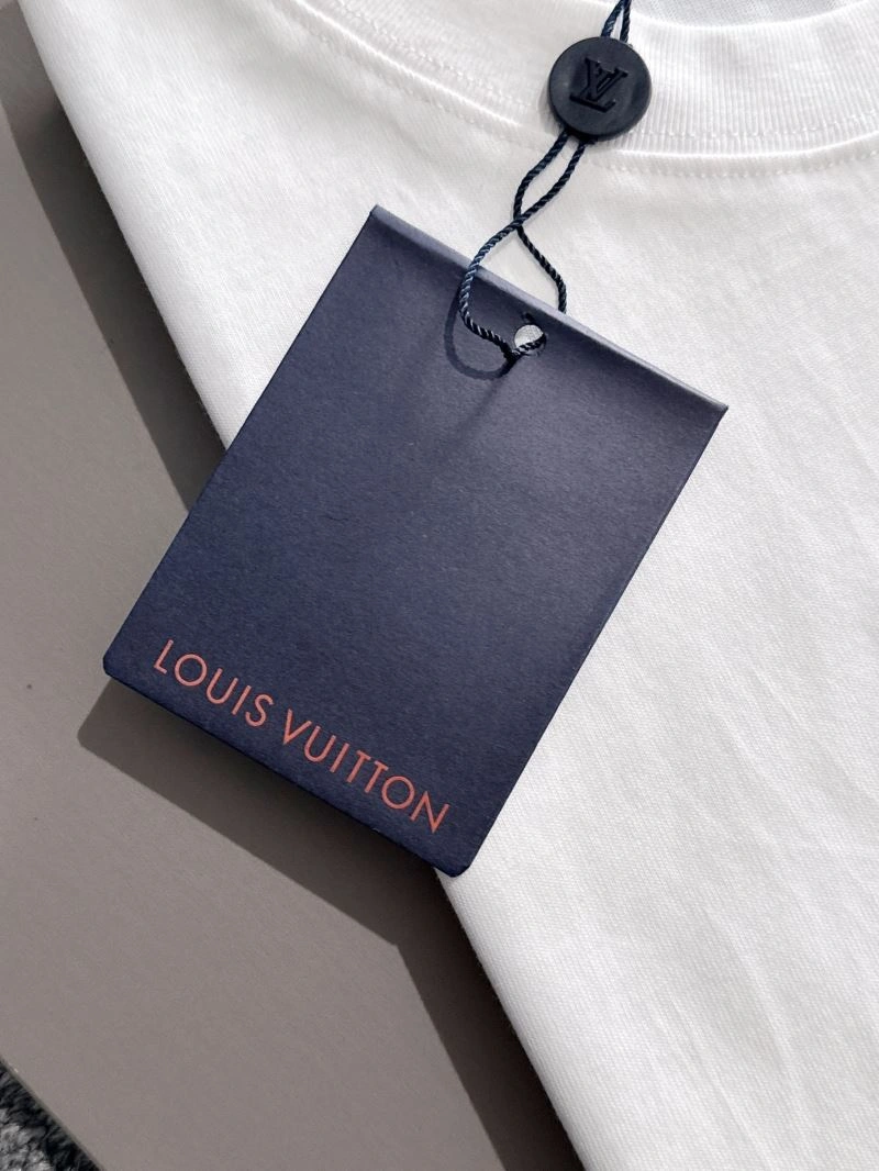 Stretchable Louis Vuitton T-Shirts 138248