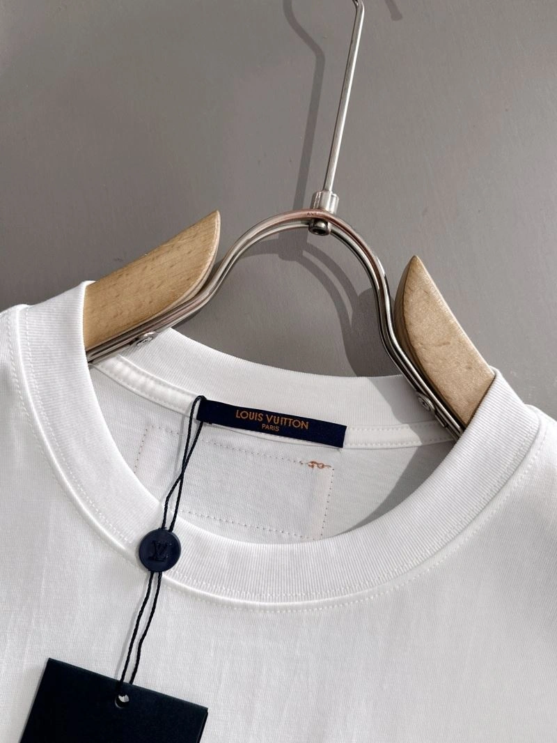 Louis Vuitton T-Shirts QuickDry 138243
