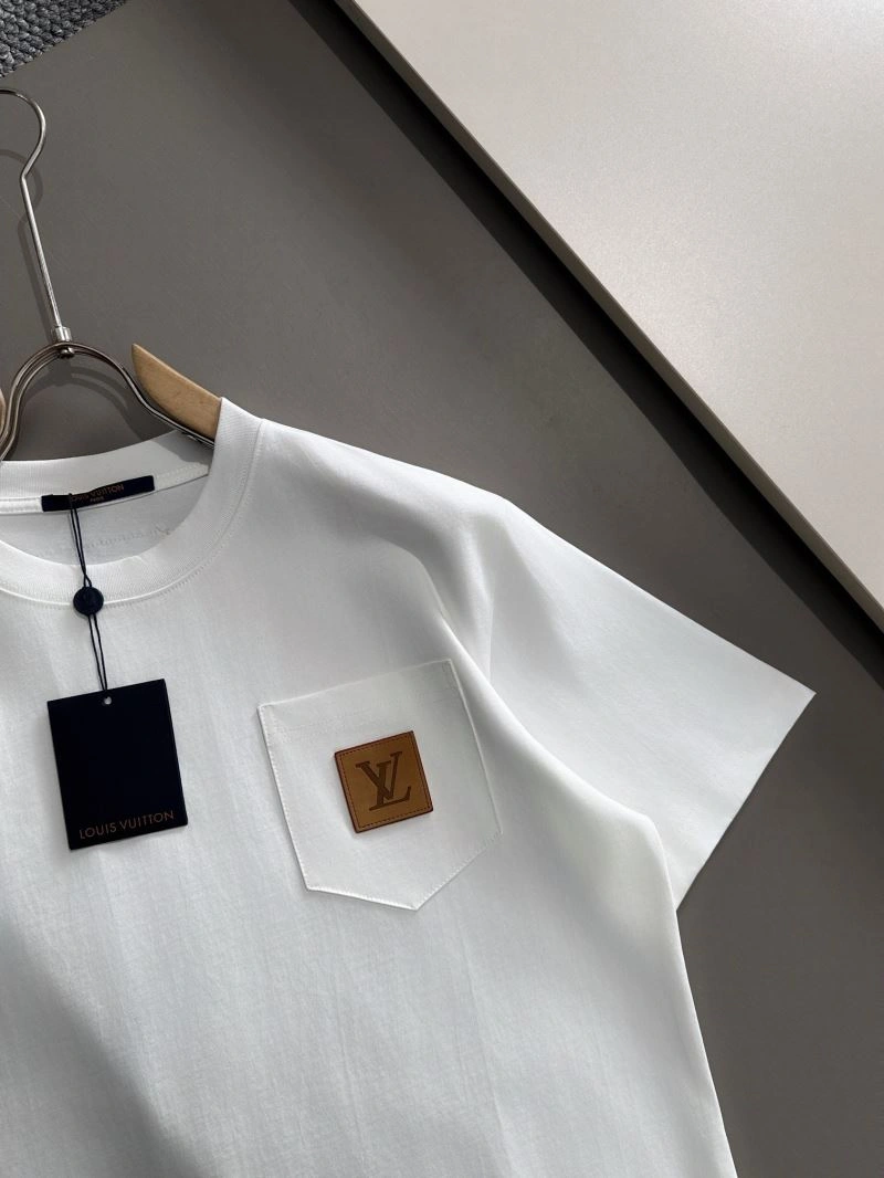 Louis Vuitton T-Shirts EyeCatching 138238