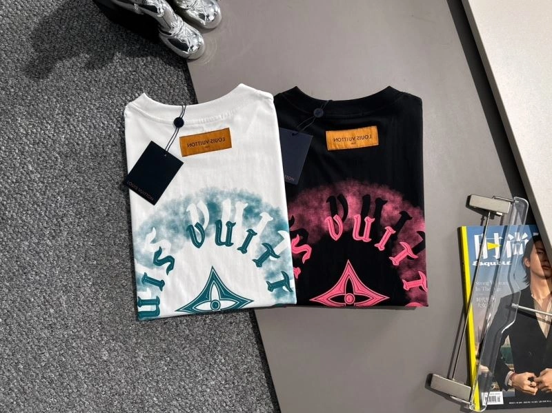 MoistureWicking Louis Vuitton T-Shirts 138234