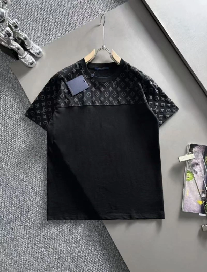 Louis Vuitton T-Shirts Stretchable 138247