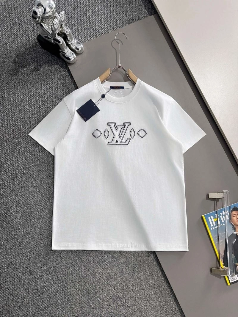 Timeless Louis Vuitton T-Shirts 138237
