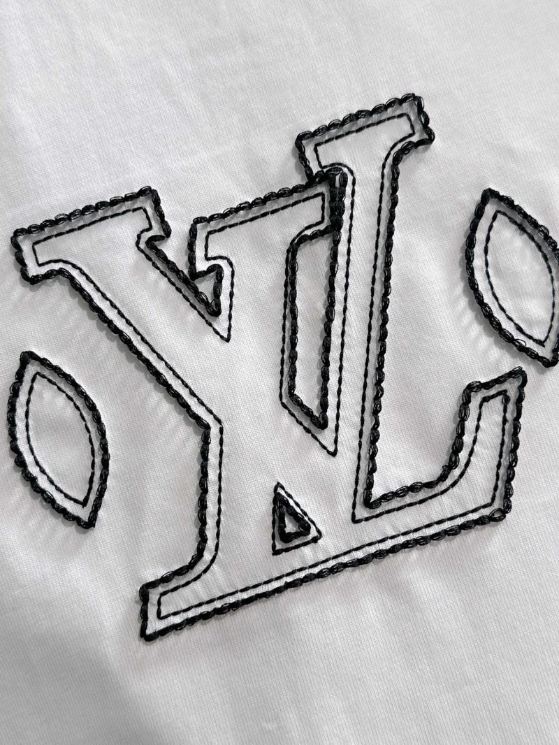 Timeless Louis Vuitton T-Shirts 138237