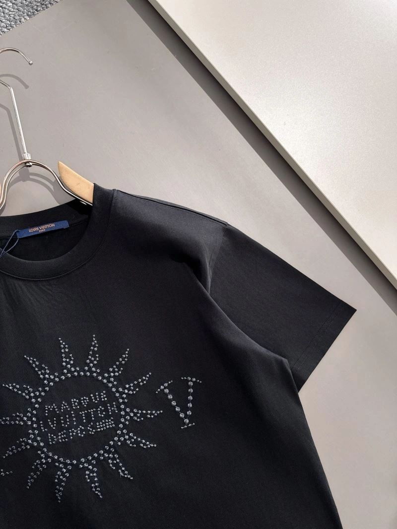 Durable Louis Vuitton T-Shirts 138236