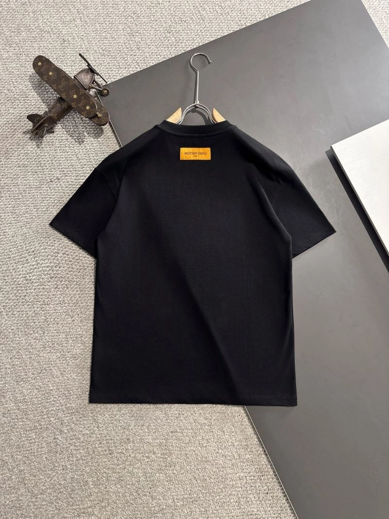 Louis Vuitton T-Shirts Durable 138213