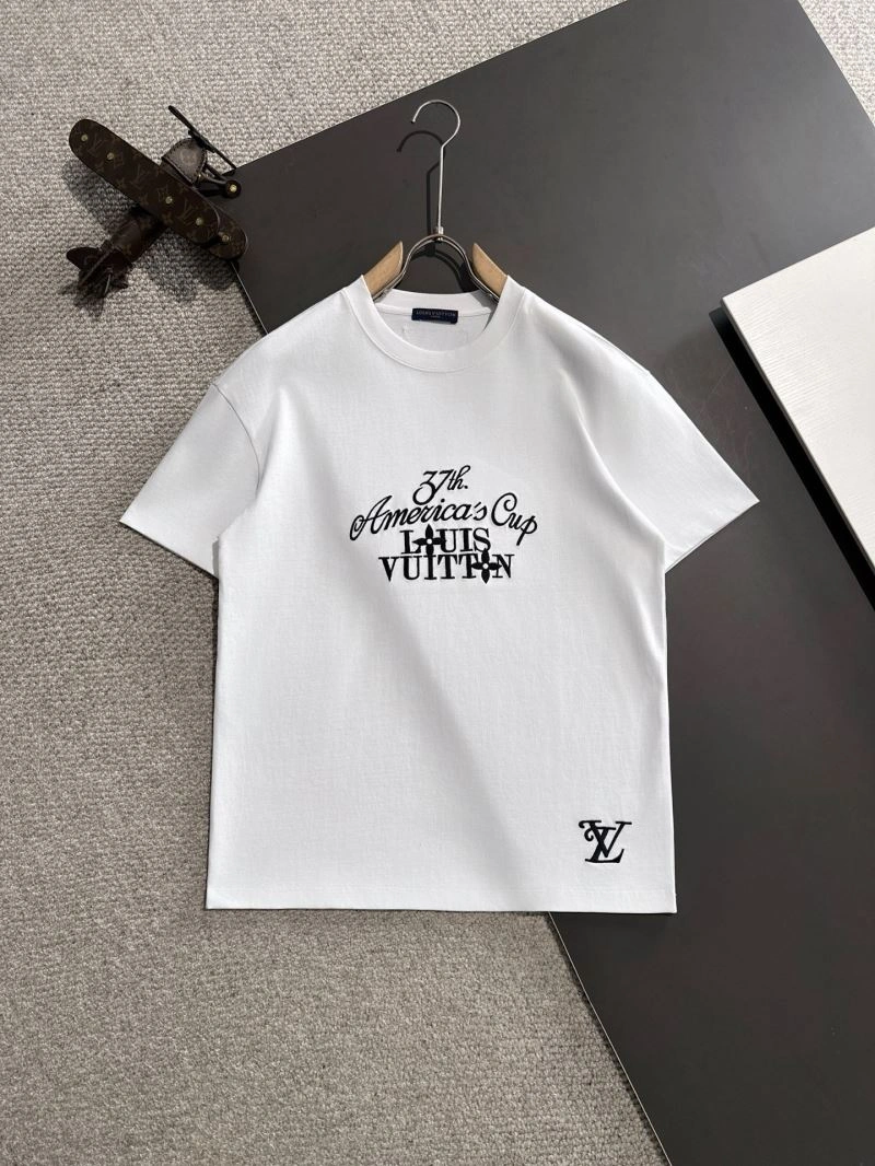 Sophisticated Louis Vuitton T-Shirts 138216