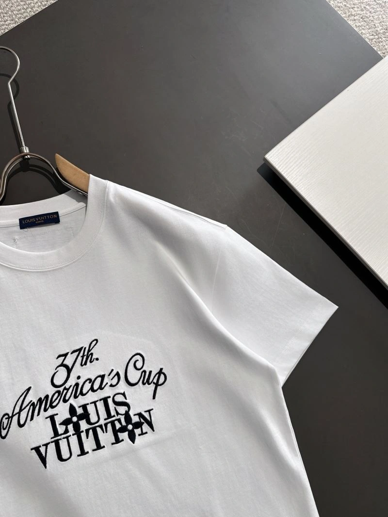 Sophisticated Louis Vuitton T-Shirts 138216