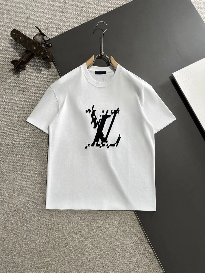 Louis Vuitton T-Shirts MoistureWicking 138220