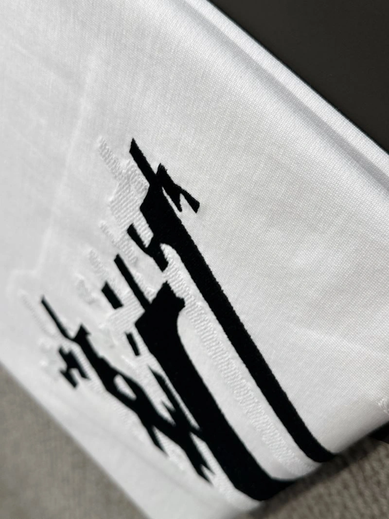 Louis Vuitton T-Shirts MoistureWicking 138220