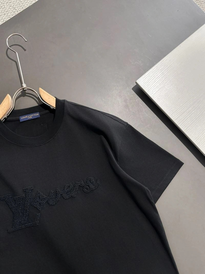 Louis Vuitton T-Shirts Functional 138209