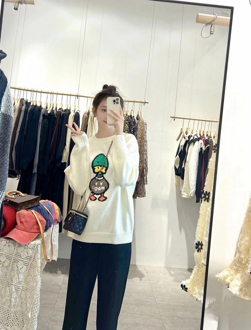 Louis Vuitton T-Shirts Cozy 138206