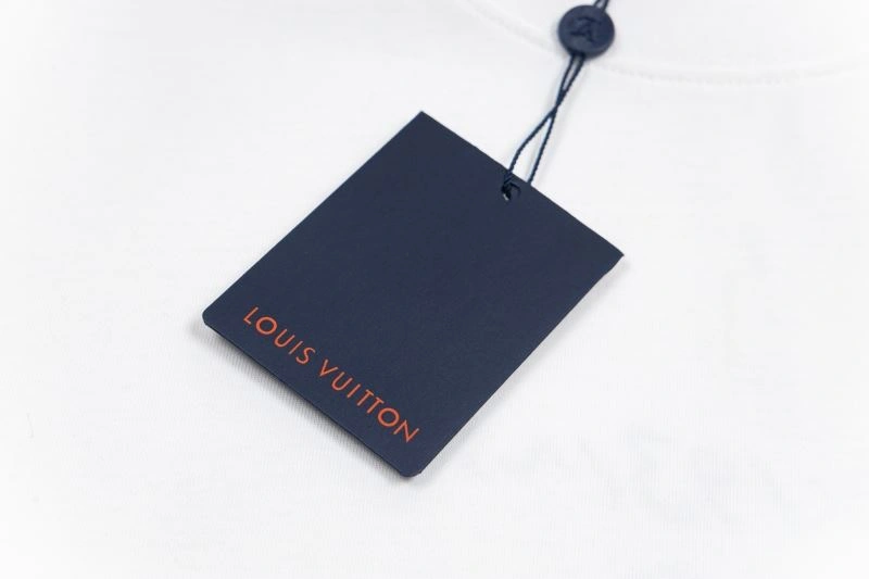 MoistureWicking Louis Vuitton T-Shirts 138204