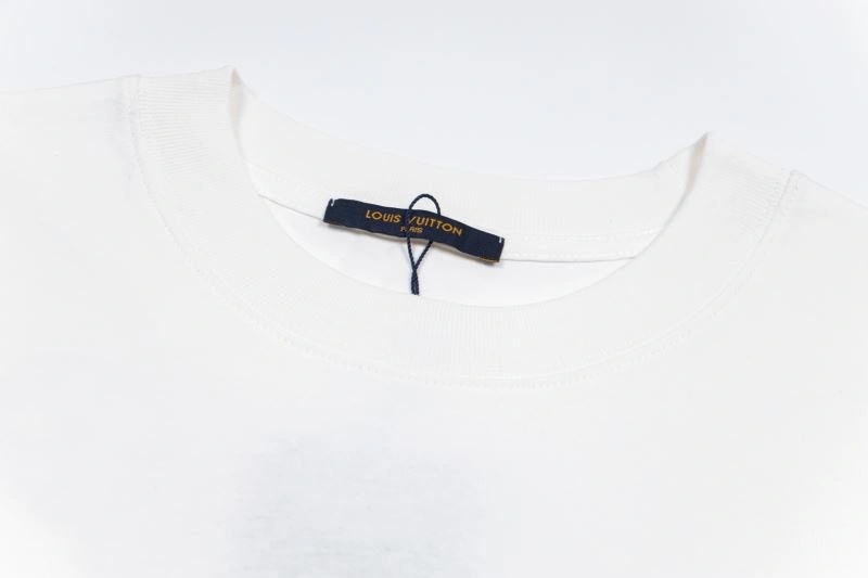 SmoothTexture Louis Vuitton T-Shirts 138171
