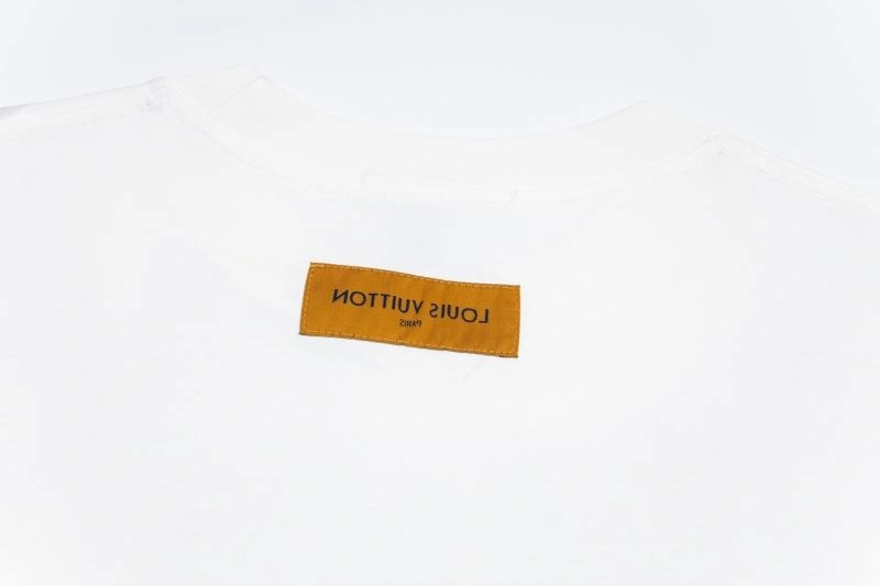 SmartChoice Louis Vuitton T-Shirts 138174