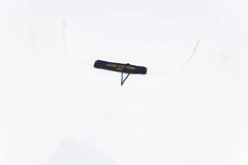 Lightweight Louis Vuitton T-Shirts 138170