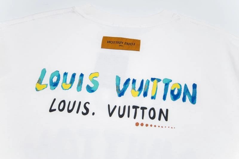 Lightweight Louis Vuitton T-Shirts 138170