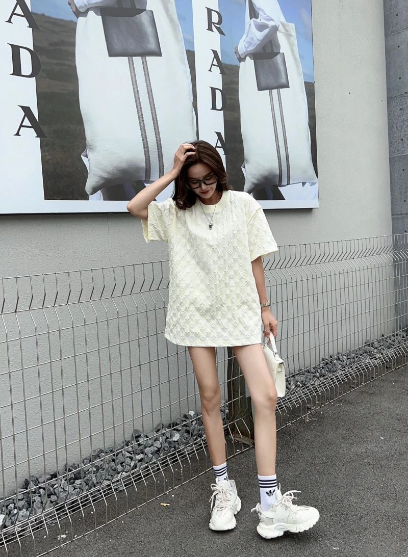 FreshLook Louis Vuitton T-Shirts 138201