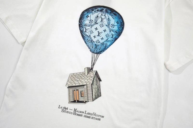 Contemporary Louis Vuitton T-Shirts 138177
