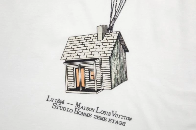 Contemporary Louis Vuitton T-Shirts 138177