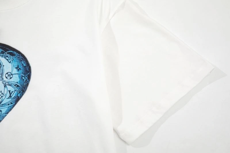 Contemporary Louis Vuitton T-Shirts 138177