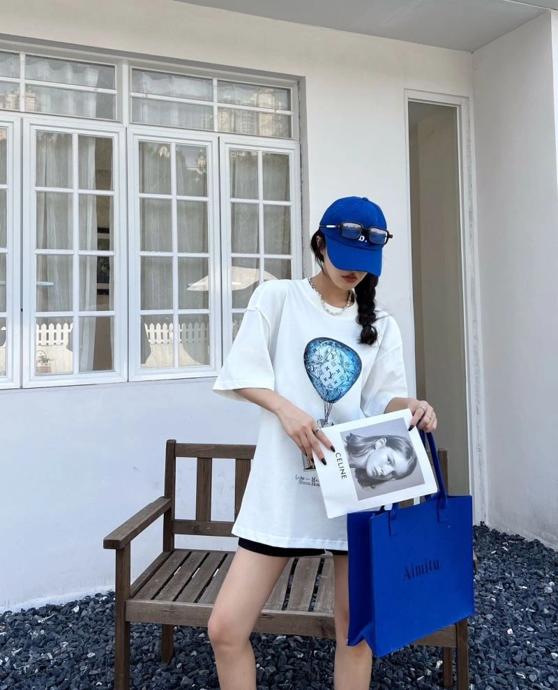 Contemporary Louis Vuitton T-Shirts 138177