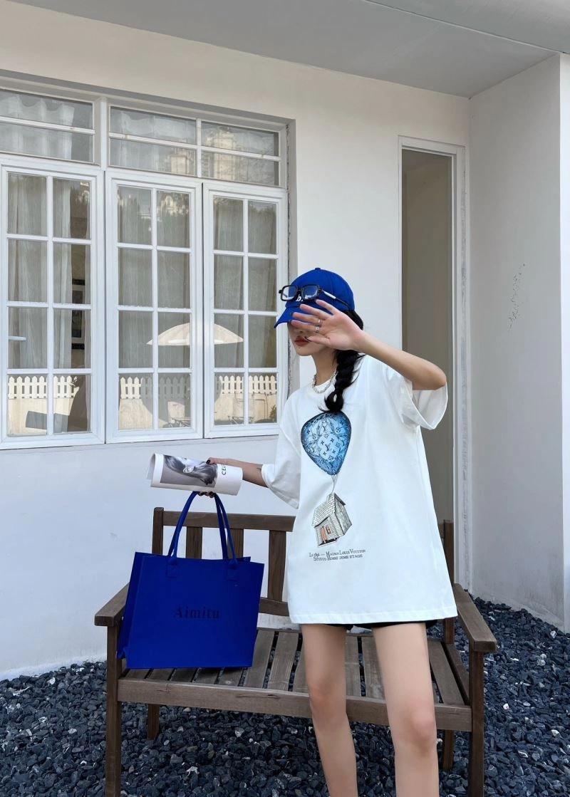 Contemporary Louis Vuitton T-Shirts 138177