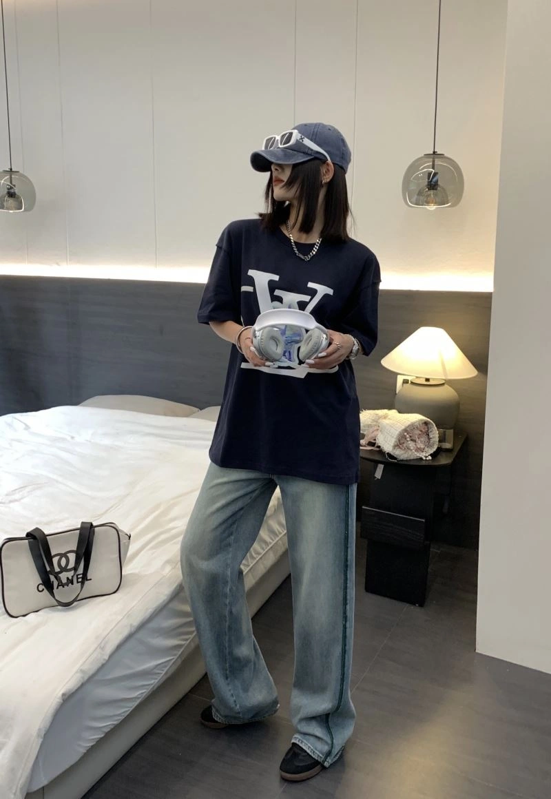 Louis Vuitton T-Shirts AllSeason 138175