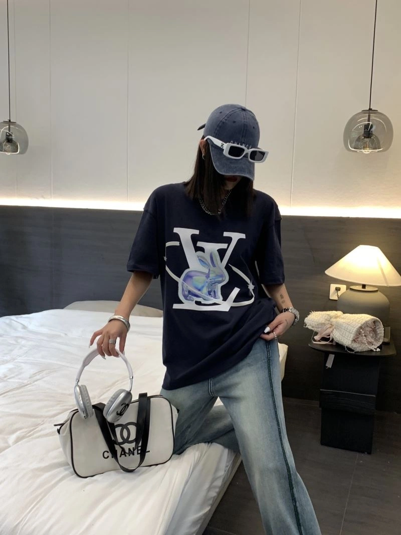Louis Vuitton T-Shirts AllSeason 138175