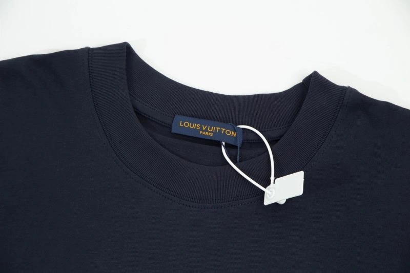 Louis Vuitton T-Shirts HighPerformance 138190