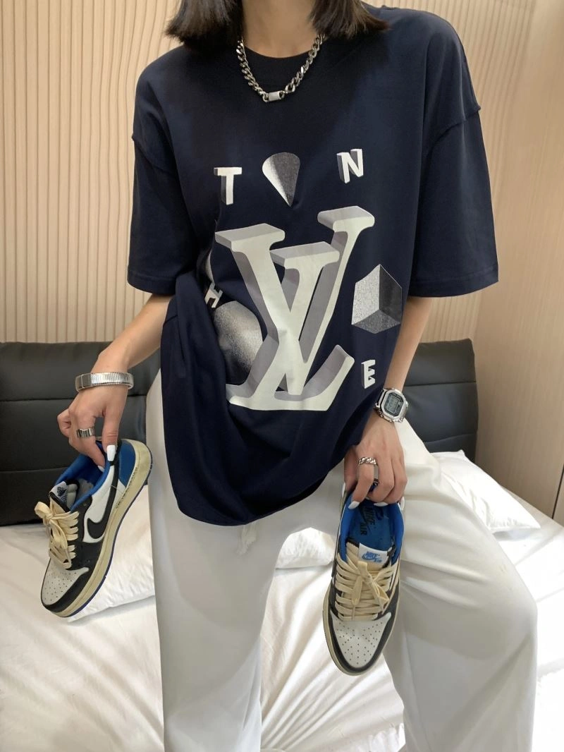 Louis Vuitton T-Shirts HighPerformance 138190