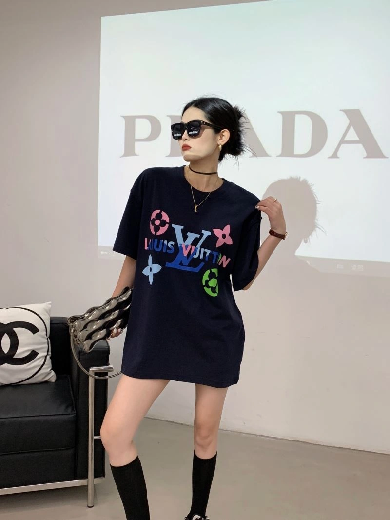 SmoothTexture Louis Vuitton T-Shirts 138199