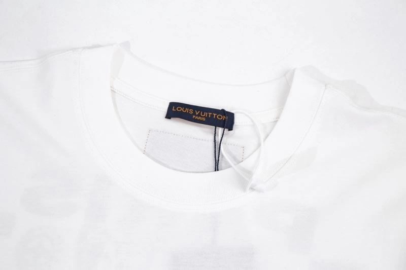 Bright Louis Vuitton T-Shirts 138195