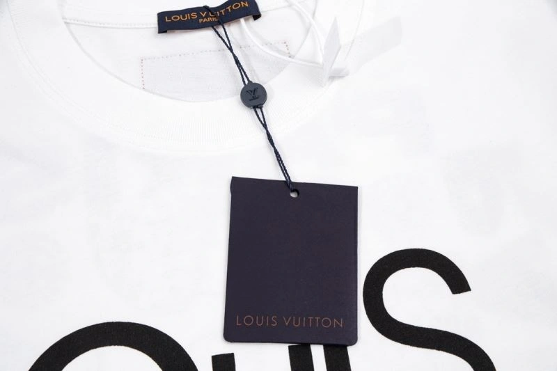 Bright Louis Vuitton T-Shirts 138195