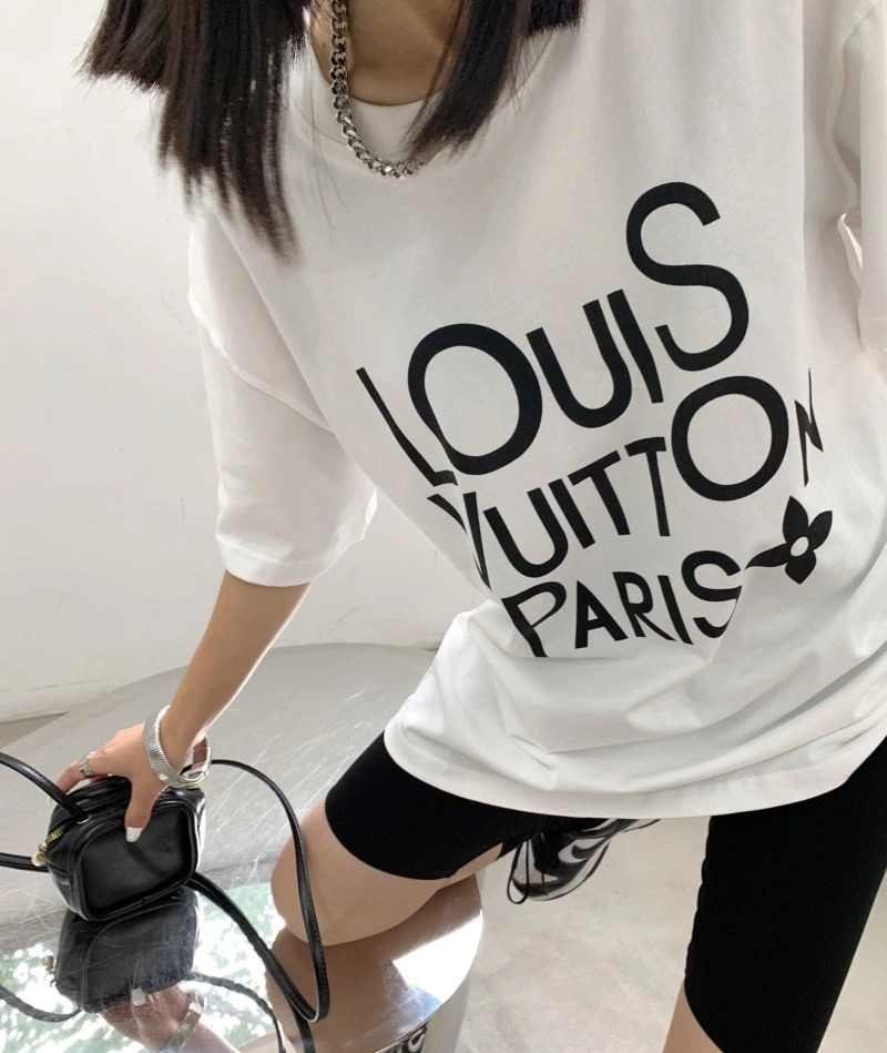 Bright Louis Vuitton T-Shirts 138195