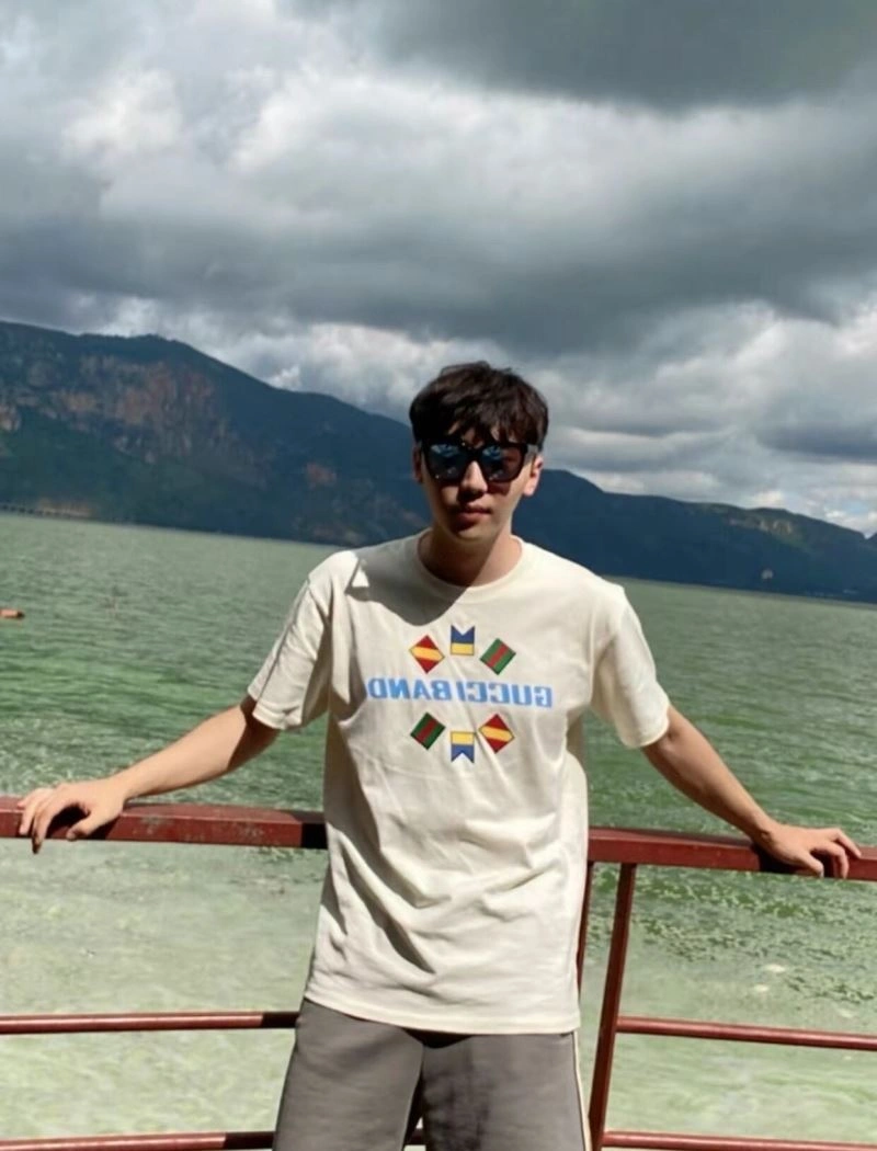 Louis Vuitton T-Shirts Youthful 138187