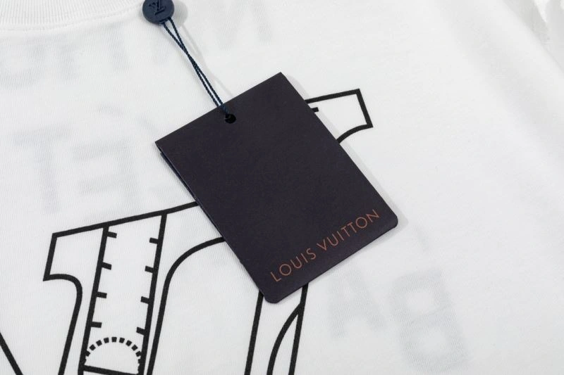 Louis Vuitton T-Shirts Durable 138197