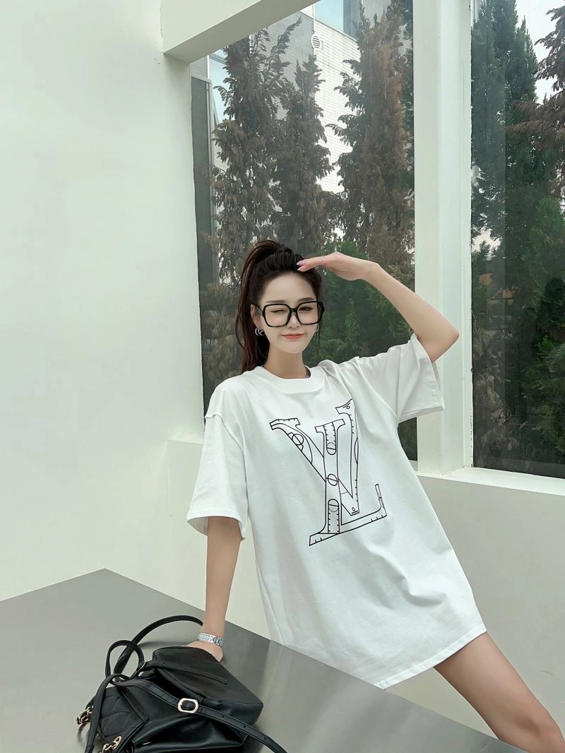 Louis Vuitton T-Shirts Durable 138197